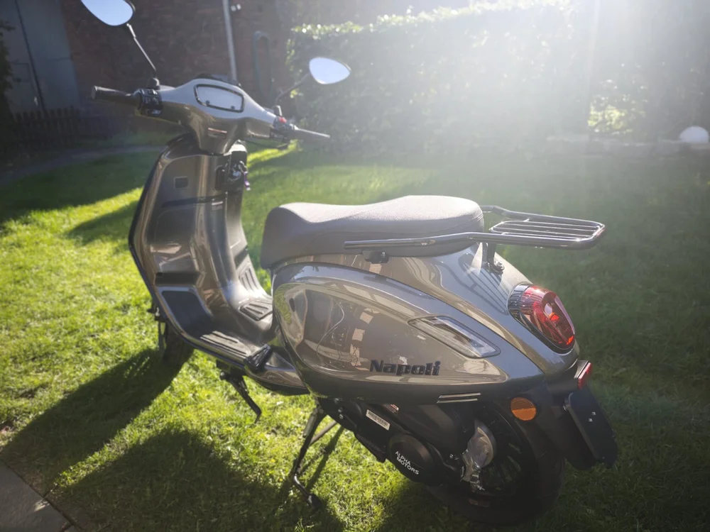 Alpha Motors Napoli – Schulroller der Klasse AM